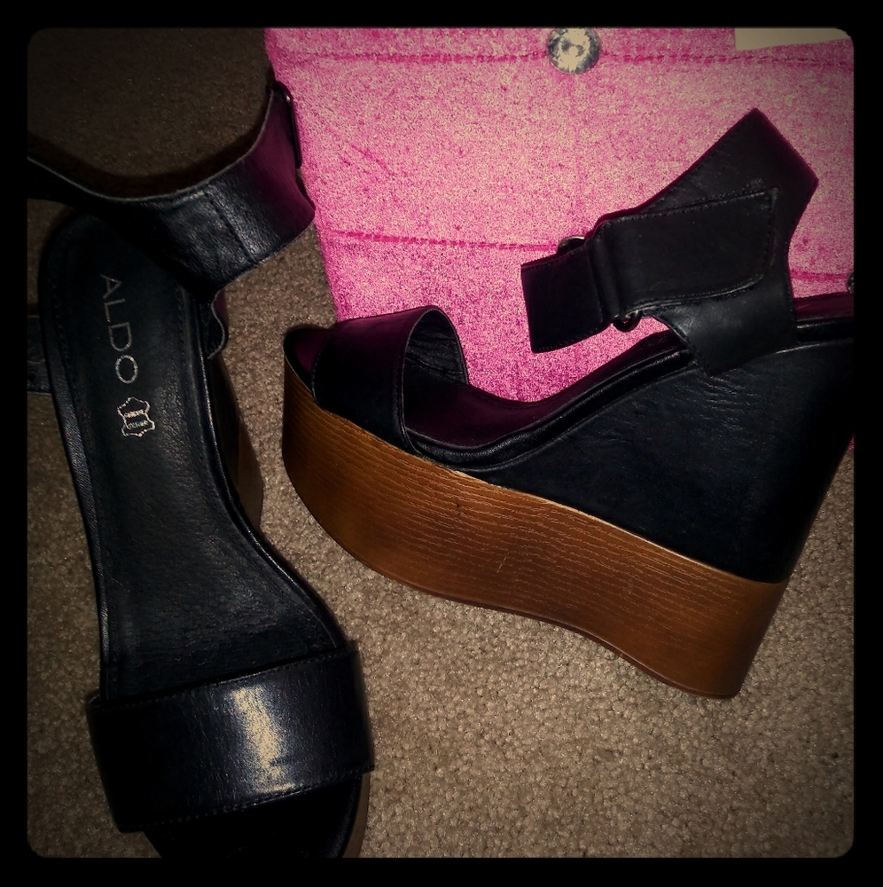 Aldo wedges